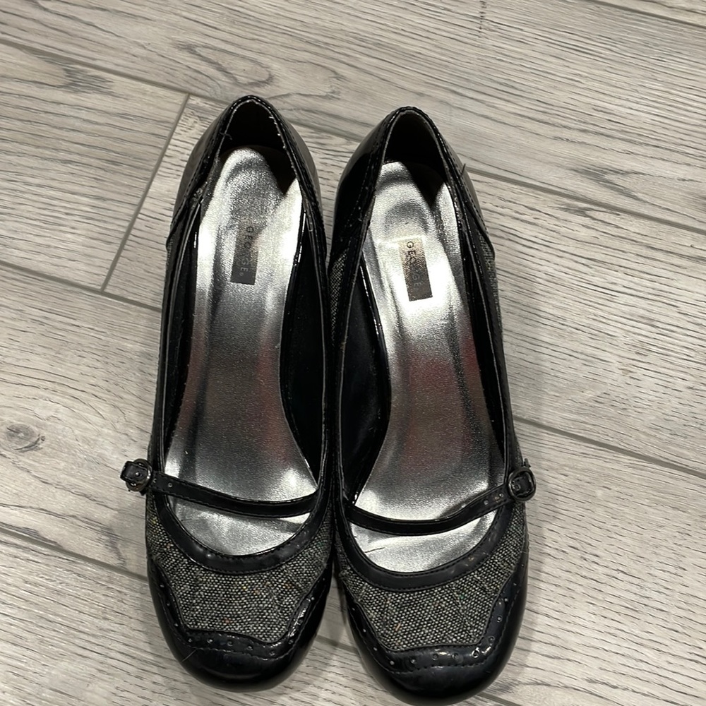 George high heels